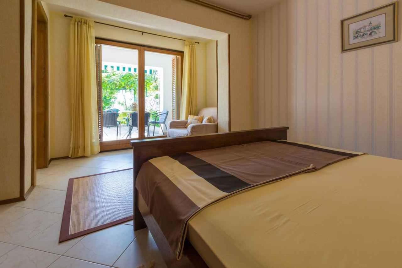 One-Bedroom Apartment Crikvenica 30 Exterior photo